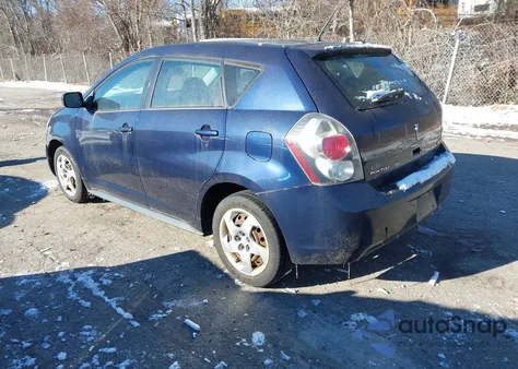 2010 Pontiac Vibe from USA, damaged, VIN 5Y2SL6E82AZ401984